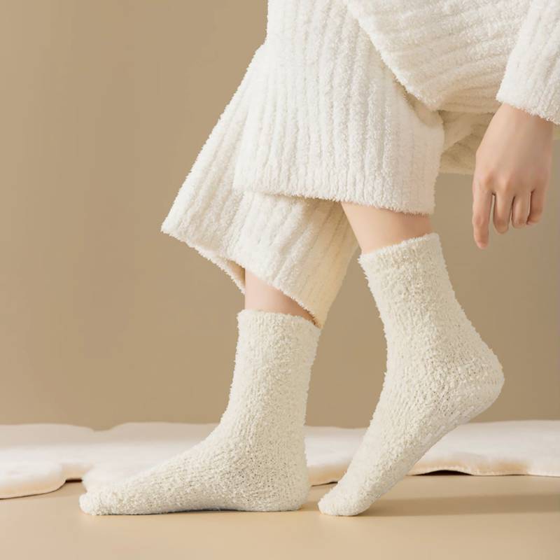 White Lux Cozy Woman Socks